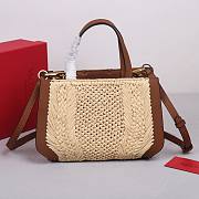 	 Bagsaaa Valentino Garavani Medium Straw Beige Tote - 27x11x18cm - 3