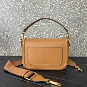 	 Bagsaaa Valentino Garavani Alltime leather shoulder bag brown - 23.5x18x8cm - 4