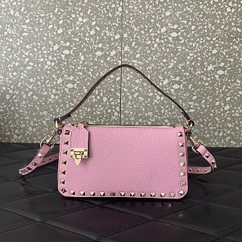 	 Bagsaaa Valentino Garavani Small Rockstud Grainy Calfskin Crossbody Bag Pink - 19x13x7cm