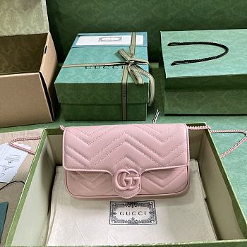 Bagsaaa Gucci GG Marmont mini bag in pink leather - 21x 12x 5cm