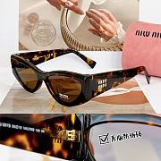 Bagsaaa Miumiu Cat Eye Sunglasses - 5