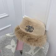 Bagsaaa Chanel Shearling Bucket Hat - 3
