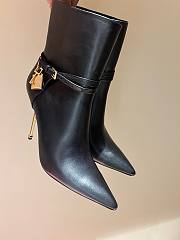 Bagsaaa Tom Ford Padlock Detailed Pointed-Toe Boots Black - 1