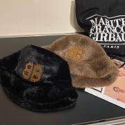 Bagsaaa Burberry Shearling Bucket Hat - 1