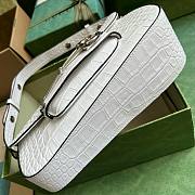 Bagsaaa Gucci Horsebit 1955 Small Shoulder Bag White Crocodile Leather - 26.5x 10.5-17x 4-8cm - 5