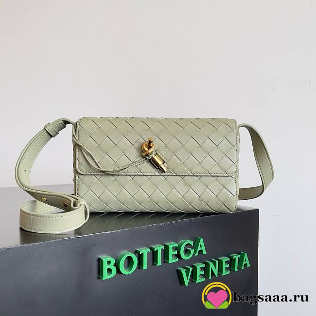 	 Bagsaaa Bottega Veneta Andiamo Green Shoulder Bag - 21.5x13x4.5cm - 1