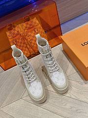 Bagsaaa Louis Vuitton Laureate Platform Desert Boot White - 5