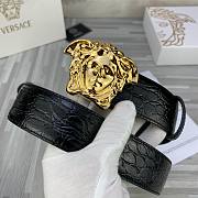 	 Bagsaaa Versace Black & Gold Croc 'La Medusa' Belt - 3.8cm - 4