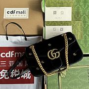 Bagsaaa Gucci GG Marmont Small Shoulder Bag Black Velvet ‎443497 - 26x15x7cm - 2