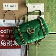 Bagsaaa Gucci GG Marmont Small Shoulder Bag Green Velvet ‎443497 - 26x15x7cm - 1