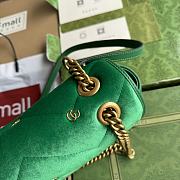 Bagsaaa Gucci GG Marmont Small Shoulder Bag Green Velvet ‎443497 - 26x15x7cm - 4