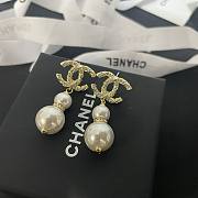 Bagsaaa Chanel Tear Drop Gold Pearl Earrings - 1