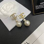 Bagsaaa Chanel Tear Drop Gold Pearl Earrings - 5
