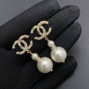 Bagsaaa Chanel Tear Drop Gold Pearl Earrings - 4