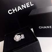Bagsaaa Chanel Flower Crystal Silver Ring - 4