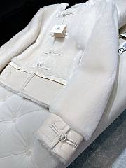 	 Bagsaaa Hermes Shearling White Jacket - 3
