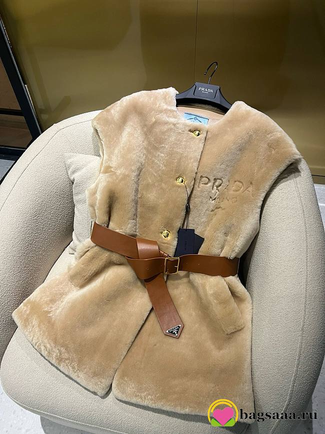 Bagsaaa Prada Waistcoat Fur In Beige - 1