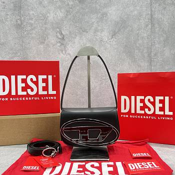 Bagsaaa Diesel iconic bag in black leather - 20.5*13.5*6.5CM