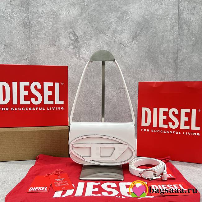 Bagsaaa Diesel iconic bag in white leather - 20.5*13.5*6.5CM - 1