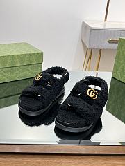 Bagsaaa Gucci Black Shearling Sandals - 6