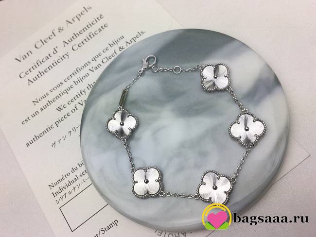 Bagsaaa Van Cleef & Arpels Silver 5 motifs Bracelet - 1