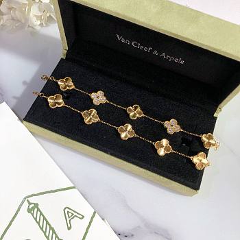 Bagsaaa Van Cleef & Arpels Alhambra Gold Bracelet 5 motifs