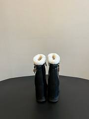 Bagsaaa Givenchy Shark Lock Sneakers Boots in shearling black - 2