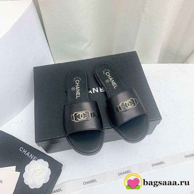 Bagsaaa Chanel Black Leather Slides - 1