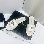 	 Bagsaaa Chanel White Leather Slides - 5