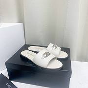 	 Bagsaaa Chanel White Leather Slides - 2