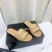 	 Bagsaaa Chanel Beige Leather Slides - 6