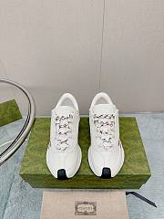 	 Bagsaaa Gucci Run Gg-logo Leather Trainers In Red White - 1