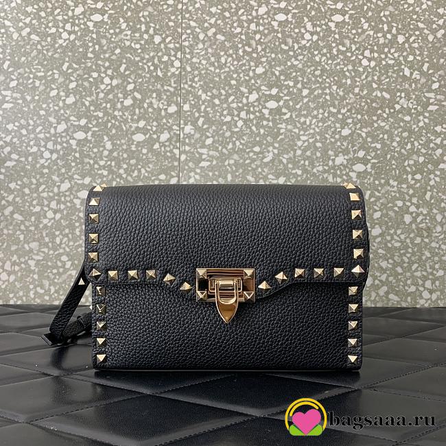 Bagsaaa Valentino Garavani Small Rockstud Leather Shoulder Black Bag - 22.5*15.5*6cm  - 1