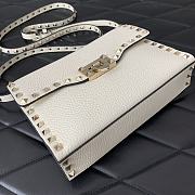 	 Bagsaaa Valentino Garavani Small Rockstud Leather Shoulder White Bag - 22.5*15.5*6cm - 3