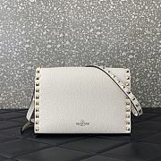 	 Bagsaaa Valentino Garavani Small Rockstud Leather Shoulder White Bag - 22.5*15.5*6cm - 2