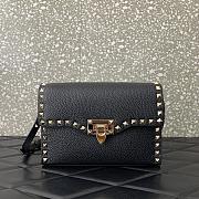 	 Bagsaaa Valentino Garavani Small Rockstud Leather Shoulder Black Gold Hardware Bag - 22.5*15.5*6cm - 1