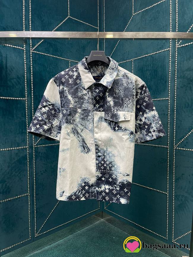 Bagsaaa Louis Vuitton Monogram Bandana Short-Sleeved Denim Shirt - 1