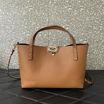 	 Bagsaaa Valentino Garavani Rockstud-embellishment tote bag brown - 28*20*8cm