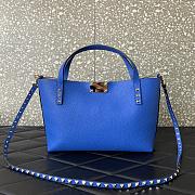 	 Bagsaaa Valentino Garavani Rockstud-embellishment tote bag blue - 28*20*8cm - 3