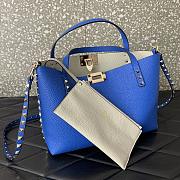 	 Bagsaaa Valentino Garavani Rockstud-embellishment tote bag blue - 28*20*8cm - 2