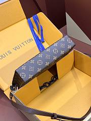 	 Bagsaaa Louis Vuitton Toiletry Pouch With Strap Brown - 26*20CM - 4