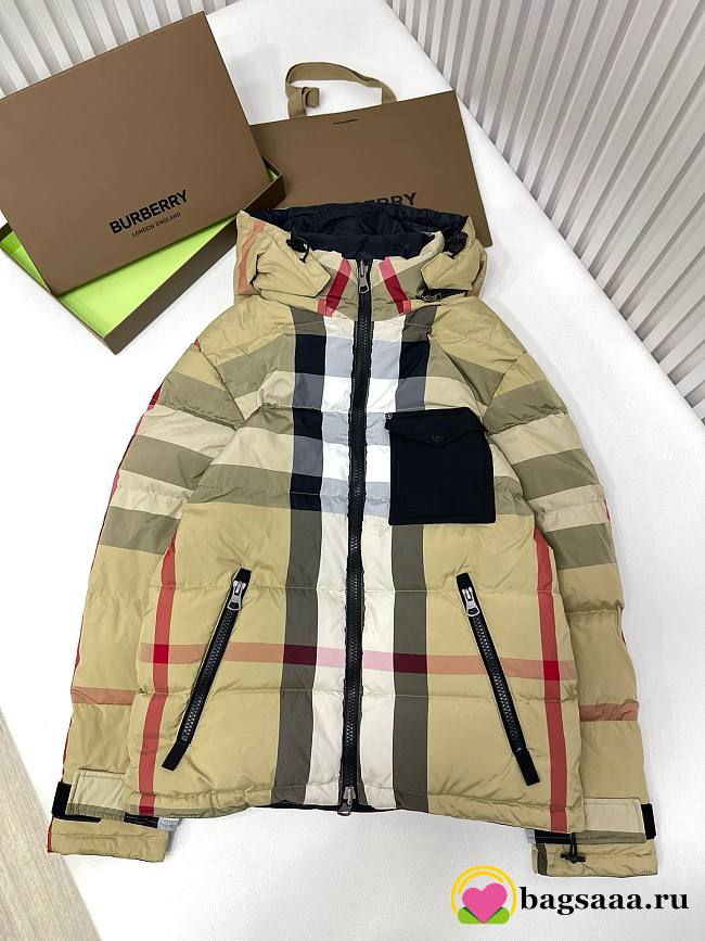 Bagsaaa Burberry Down Jacket With Classic Pattern - 1