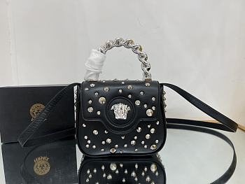 Bagsaaa Versace La Medusa studded top-handle bag 16*6*12CM