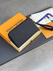 Bagsaaa Louis Vuitton Black Wallet - 20*11*2.5CM - 3