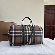 Bagsaaa Burberry Boston TRavel Bag With Check E - Canavs In Black - 49*25*28cm - 4