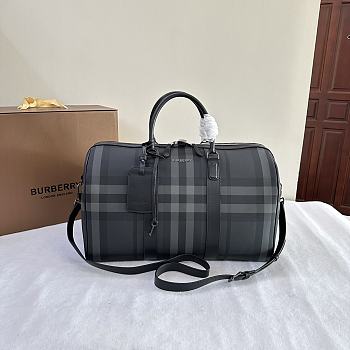 	 Bagsaaa Burberry Boston TRavel Bag With Check E - Canavs In Grey - 49*25*28cm