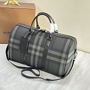 	 Bagsaaa Burberry Boston TRavel Bag With Check E - Canavs In Grey - 49*25*28cm - 6