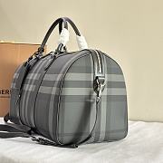 	 Bagsaaa Burberry Boston TRavel Bag With Check E - Canavs In Grey - 49*25*28cm - 3