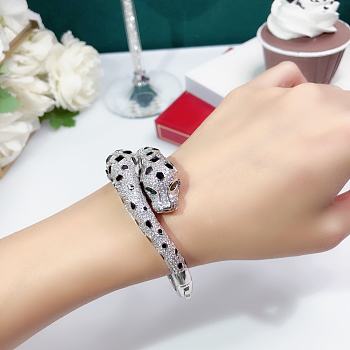 Bagsaaa Cartier panther silver crystal bracelet