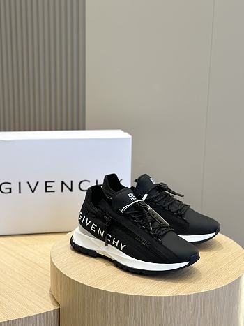 Bagsaaa Givenchy Spectre zipped leather trainers black